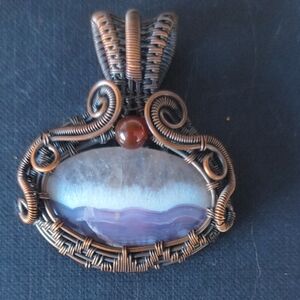 Unique Agate Slice Penndant